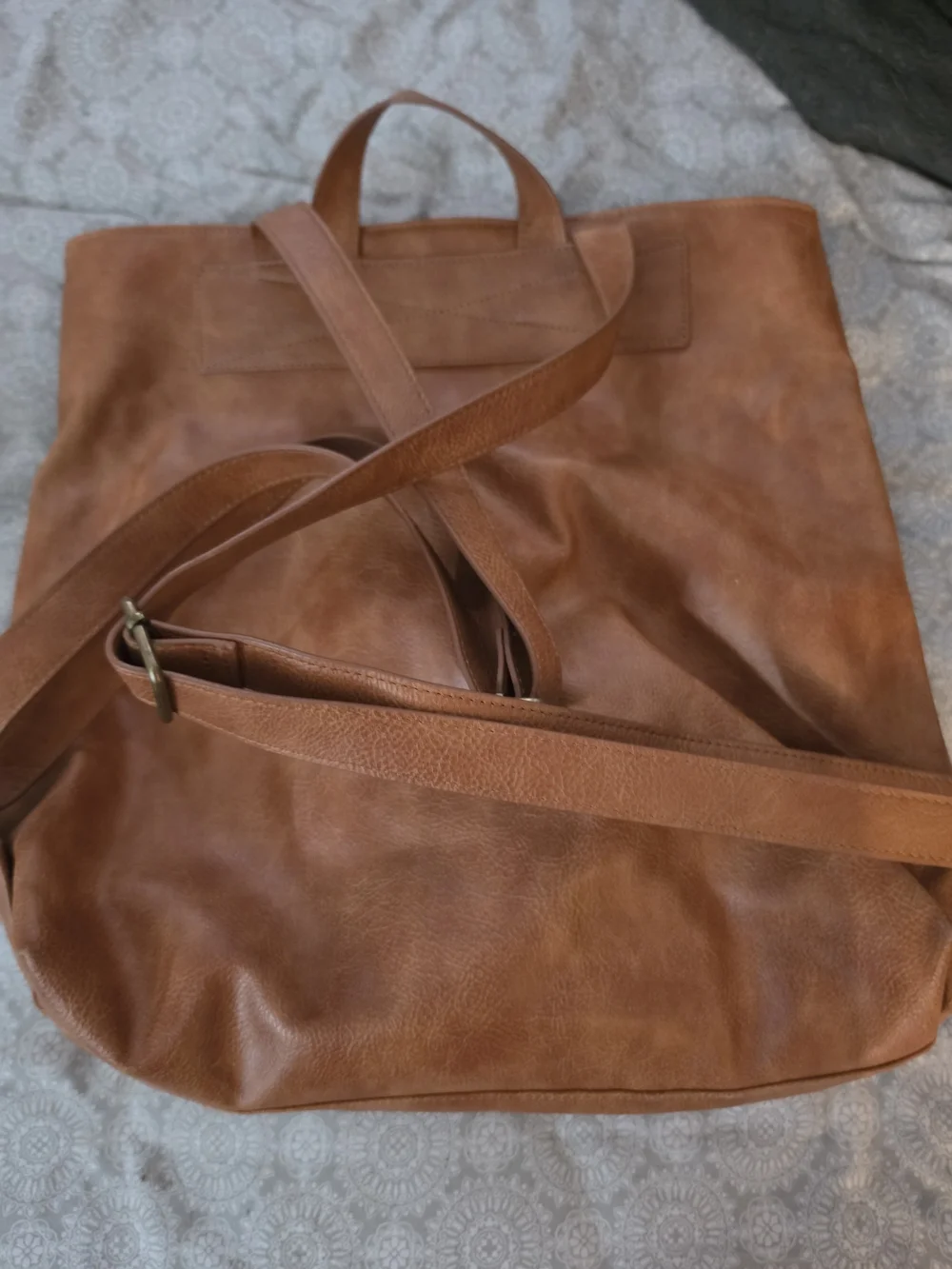 Women's Thirty One Branf Classic Tan Leather Backpack Tote Yellowstone Wallet
